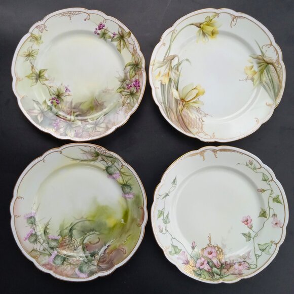 ANTIQUE Set of 4 Plates 9.25" Diameter Hand Painted Artist Sighed Gilded Rare - Picture 1 of 10